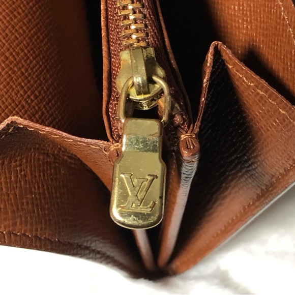 Louis Vuitton Authentic Vintage Monogram Canvas Sarah Wallet;Date Code:(… - Picture 14 of 17